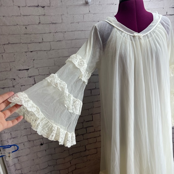 Intime California vintage robe and gown peignoir set creamy white nylon size s - Picture 3 of 6